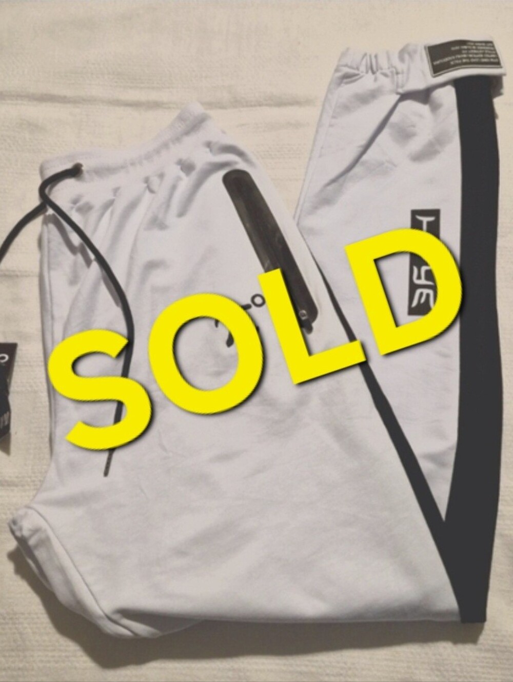 Pidogym Limited Edition white with black accents men's XL slim fit jogging pants